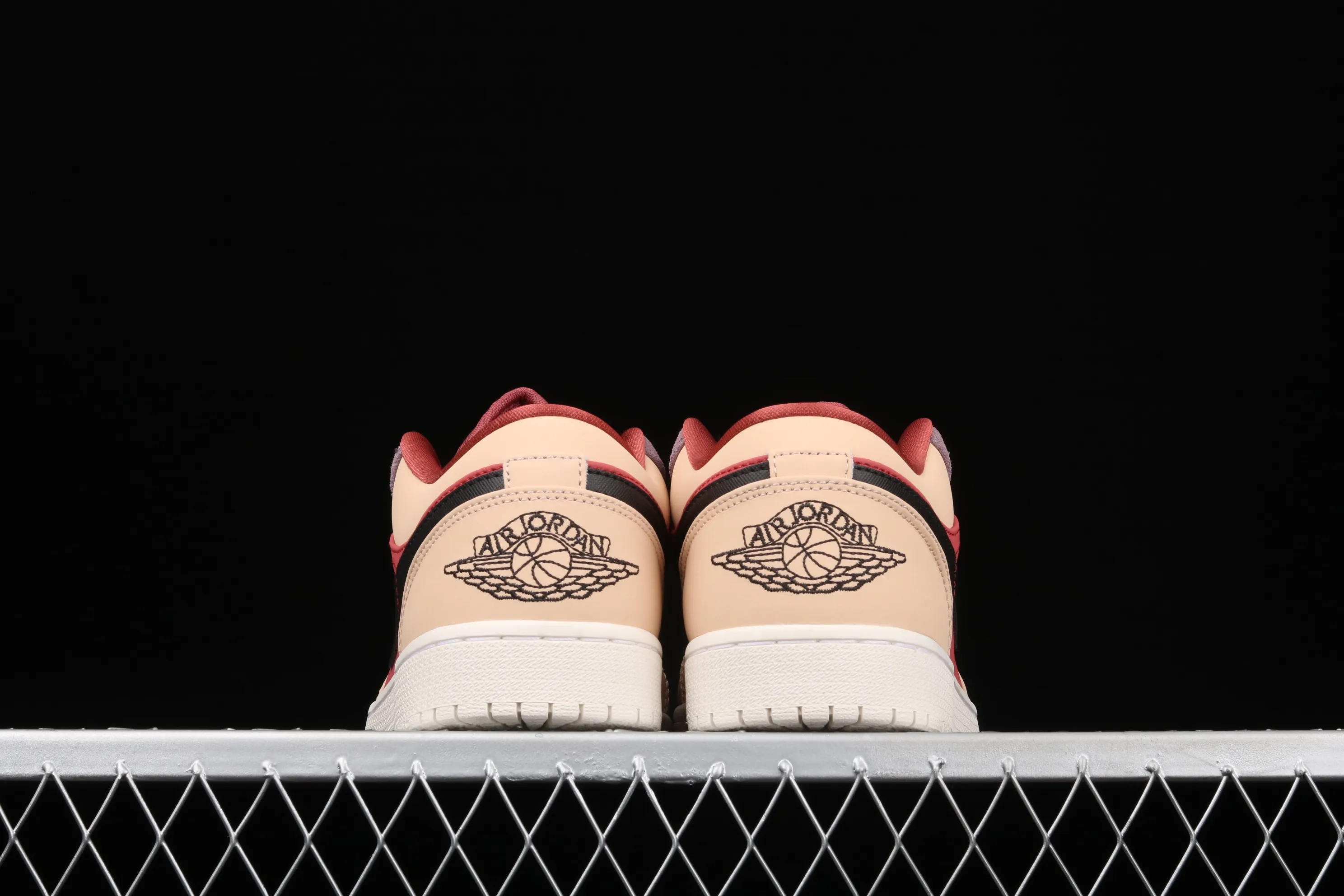 All categories Air Jordan Jordan series basketball shoes Air Jordan 1 Low Air Jordan 1 Low AJ1 Joe 1 low-top cultural and leisure sports sneakers DC0774-602